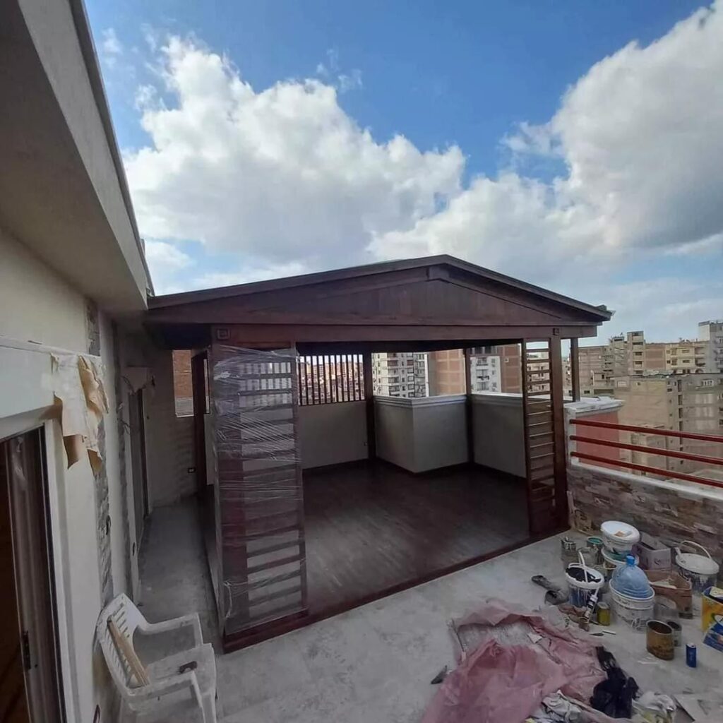 تصميم برجولات خارجية راقية للمنازل في حي منسوبي التعليم بالأحساء