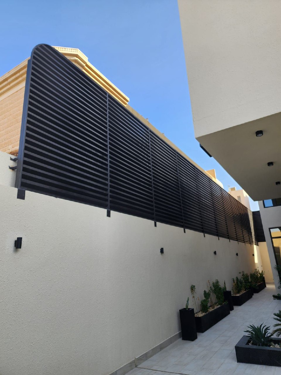 ساتر للخصوصيه في الأحساء