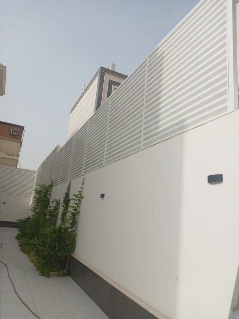 خيام ومظلات في الأحساء